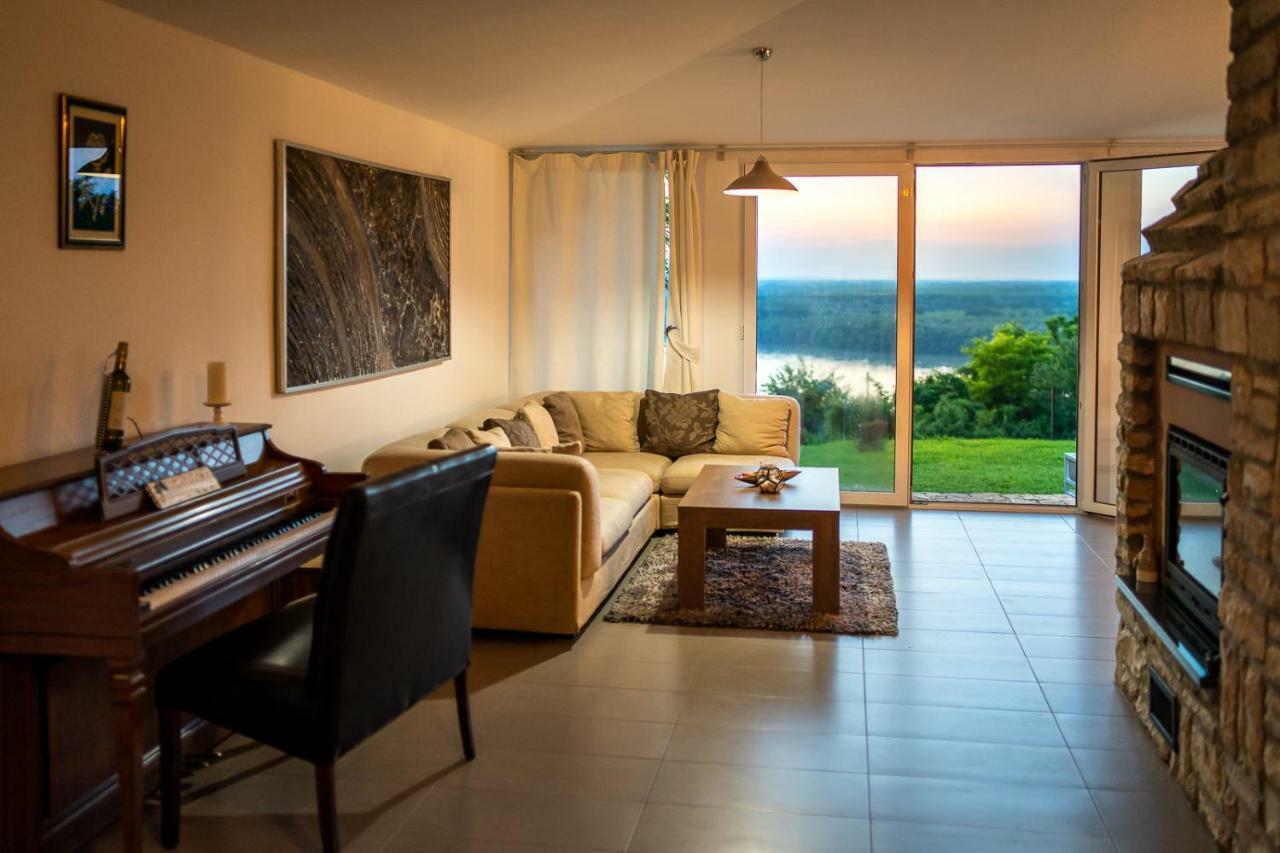 Danubio Residence Aljmas Екстер'єр фото