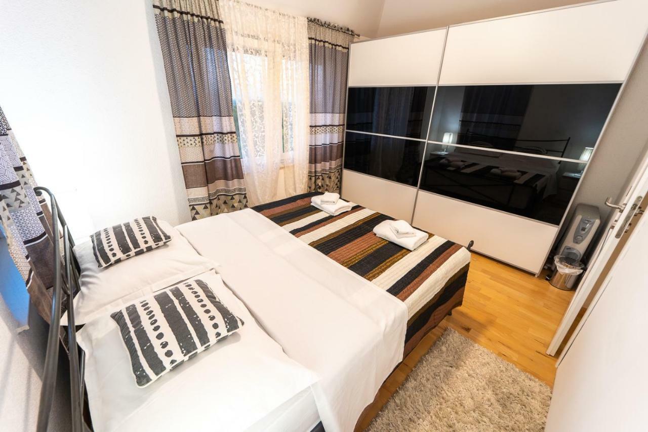 Danubio Residence Aljmas Екстер'єр фото